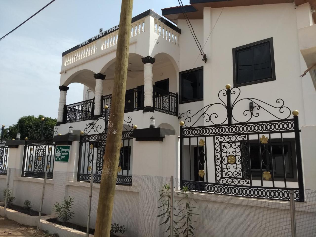 The Winford Boutique Hotel Achimota Taifa Экстерьер фото